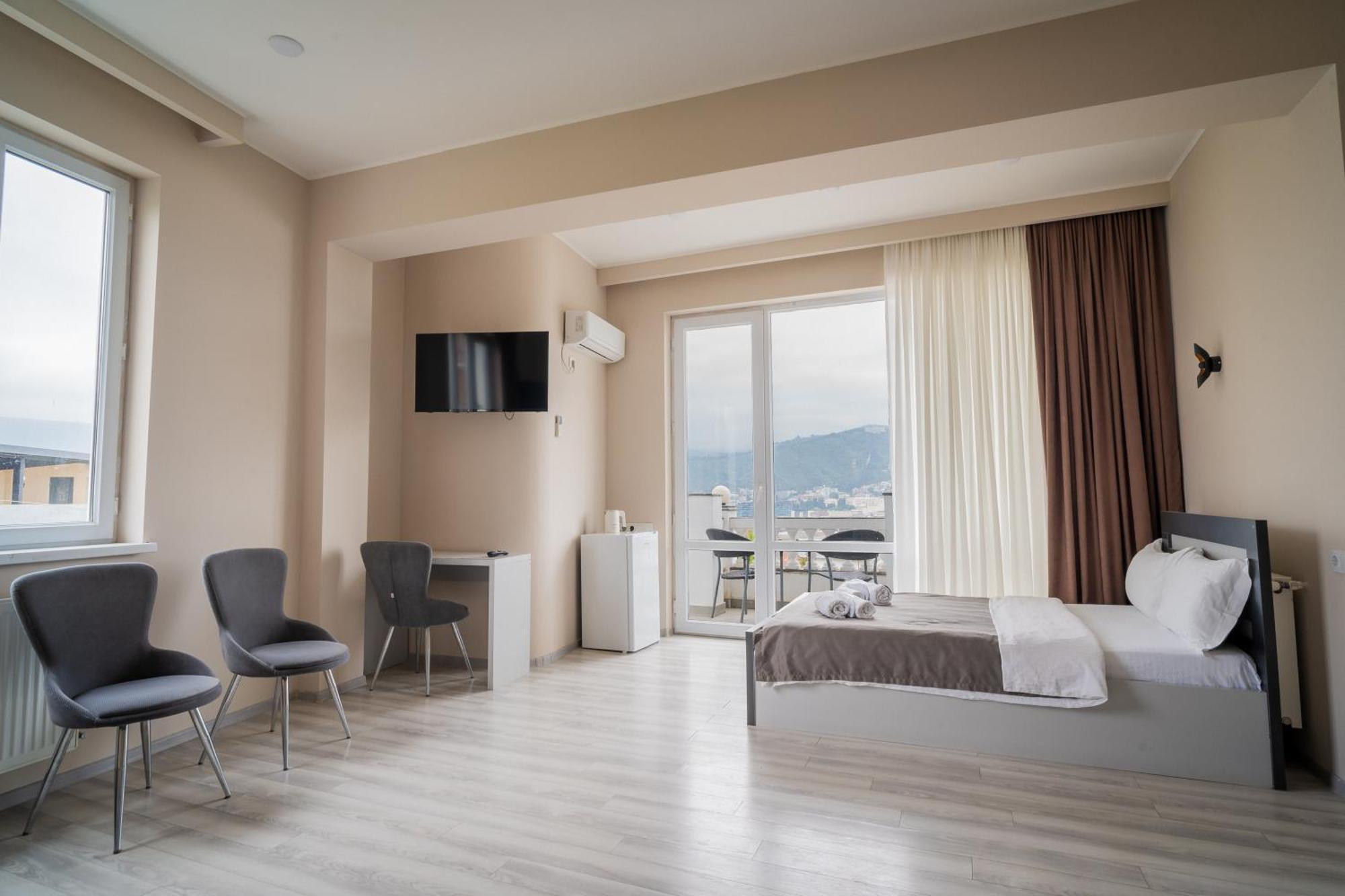 White House Hotell Tbilisi Exteriör bild